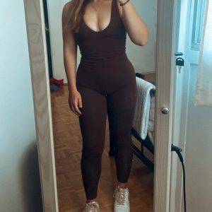 Brown Body Contouring Sleeveless V-Neck Jumpsuit